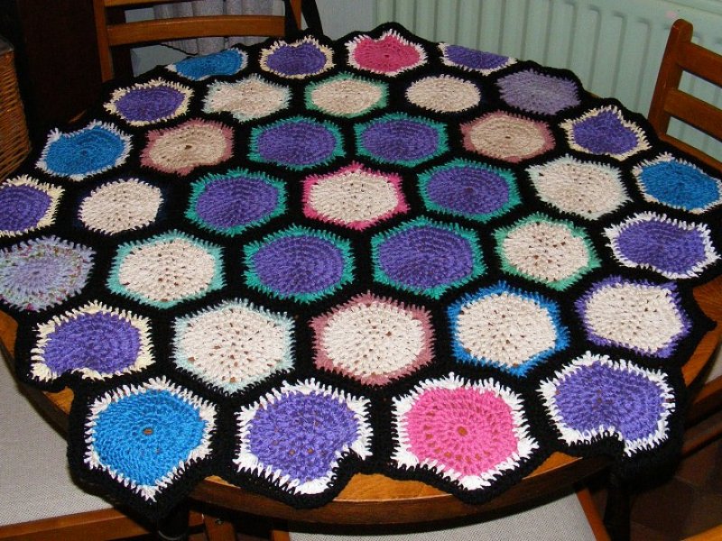 Hexagon motif blanket